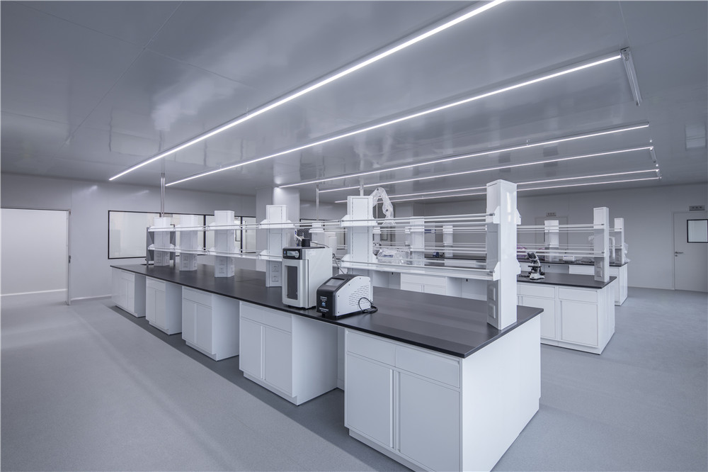 凈化車間裝修在設(shè)計和選擇設(shè)備時，要注意溫度和濕度的影響